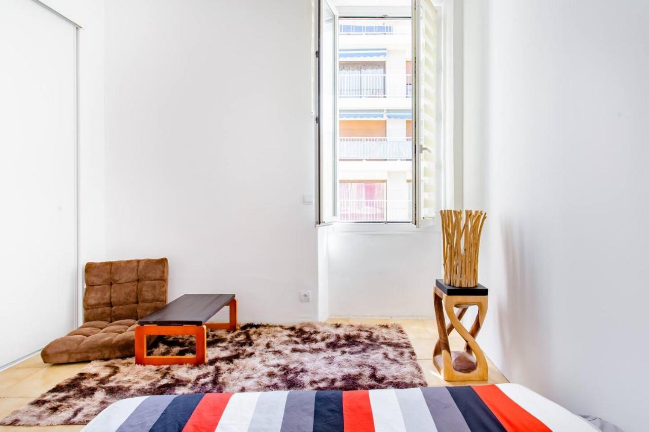 Room Rental In Apartment In Marsilia Exterior foto